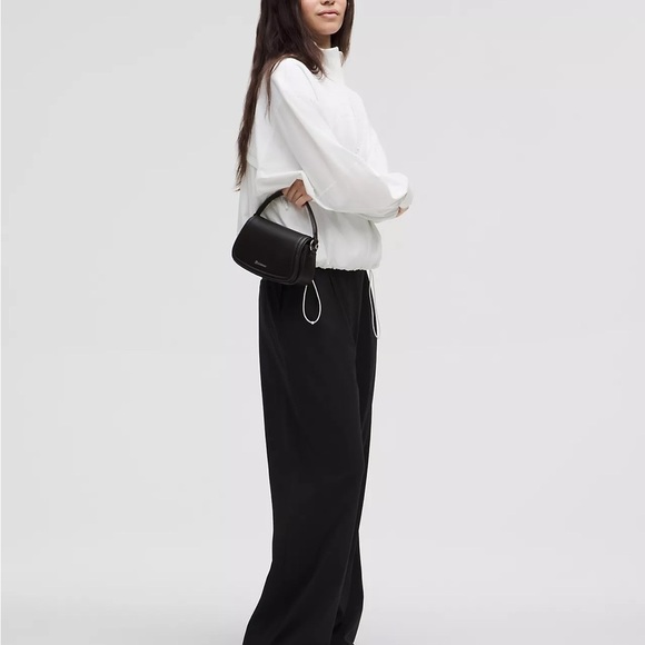 NWT lululemon athletica Black Cactus Leather Shoulder Bag Set 🔥🔥💰💰 - Picture 4 of 5